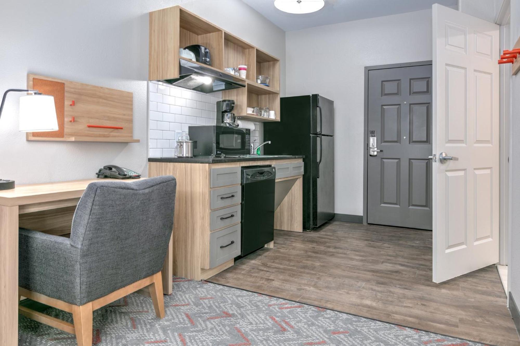 Candlewood Suites Lake Jackson By Ihg Dış mekan fotoğraf