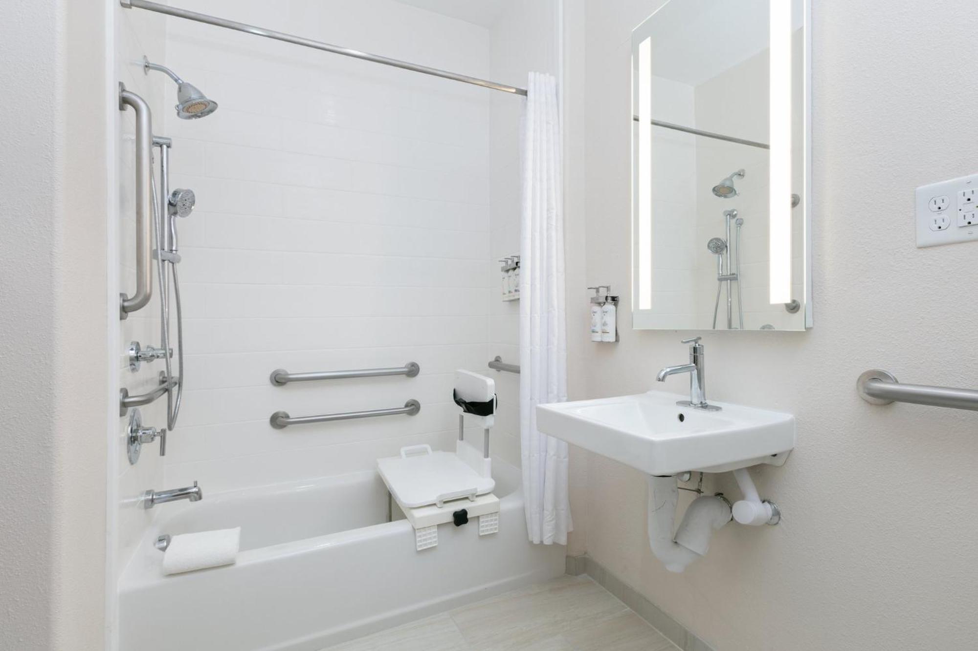 Candlewood Suites Lake Jackson By Ihg Dış mekan fotoğraf